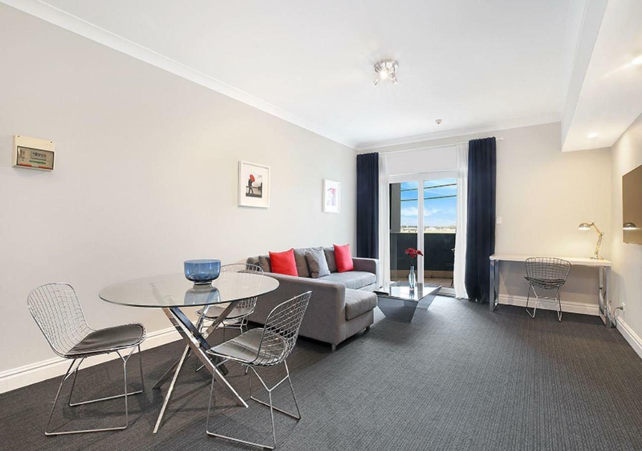 Sydney Airport Suites Kültér fotó